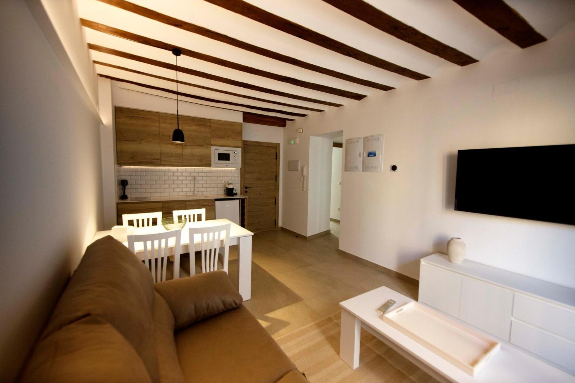 Apartamentos Turisticos La Bodegueta Утьель Экстерьер фото