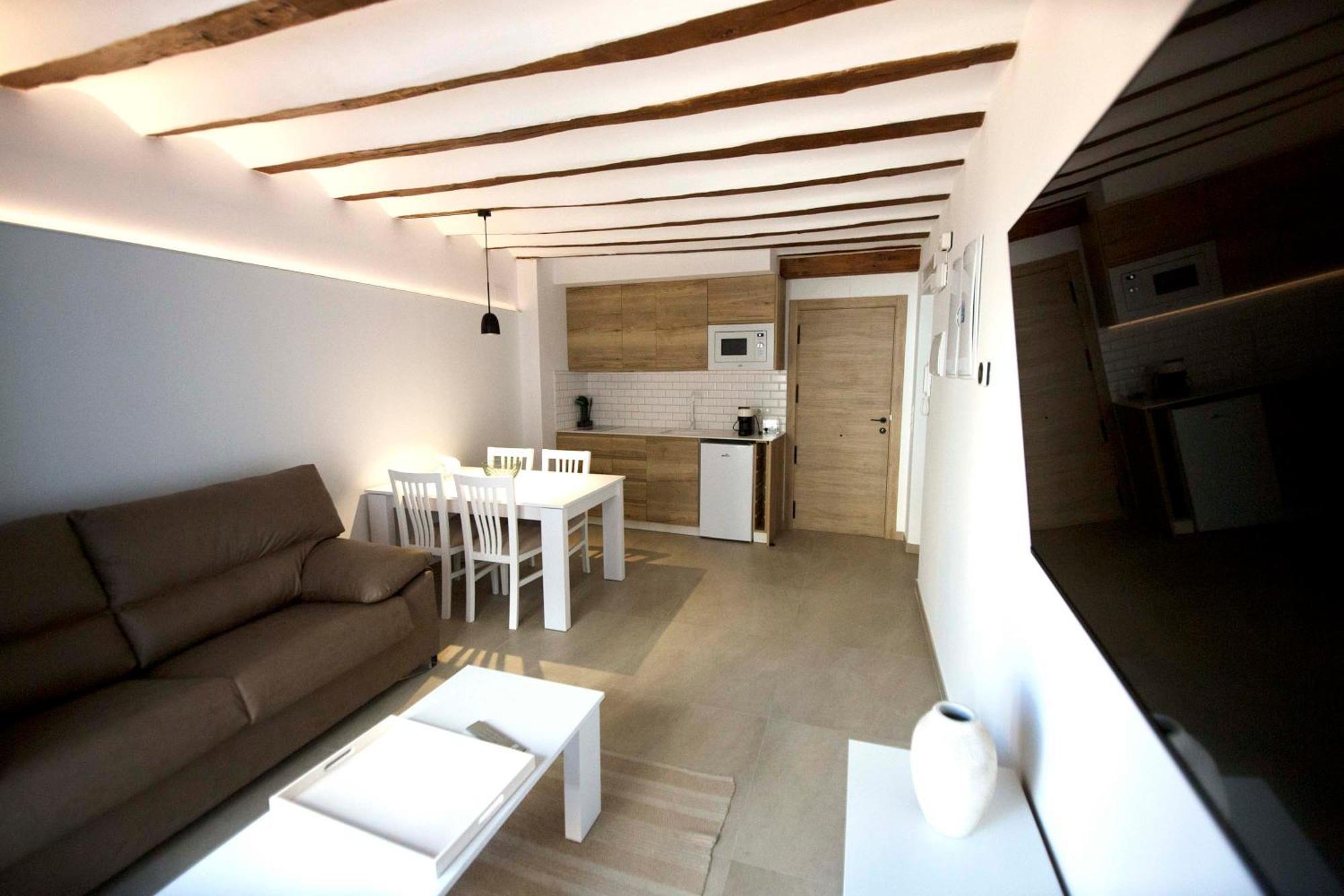 Apartamentos Turisticos La Bodegueta Утьель Экстерьер фото